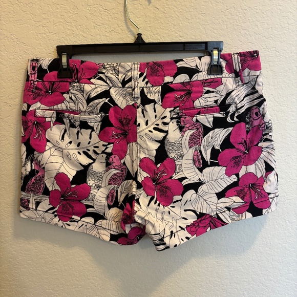 Tori Richard - Hibiscus Shorts - Picture 2 of 5